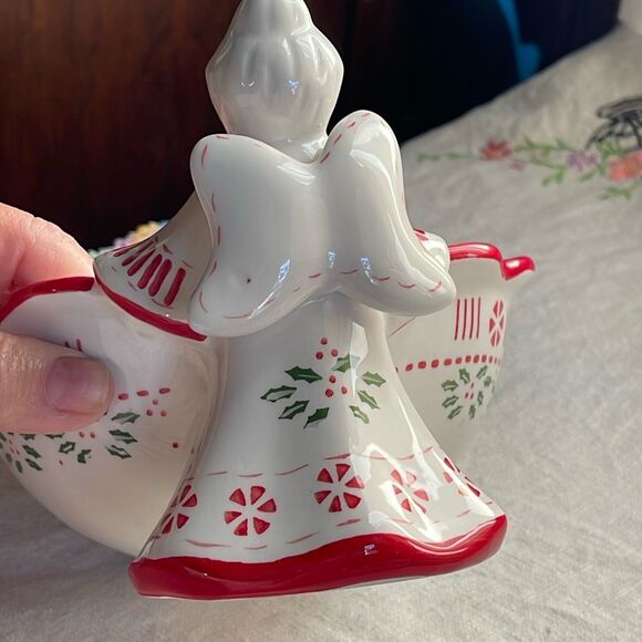 Temptations by Tara Peppermint Holly Angel Christmas Holiday bowl. - Picture 8 of 9